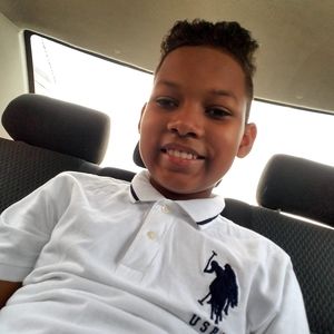 Meet your Posher, Devone